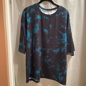 Shein women’s blue tie dye short sleeved T-shirt size XL